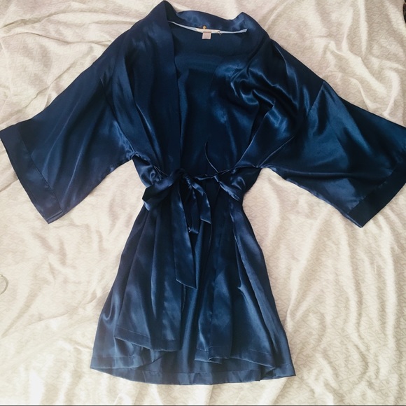 Victoria's Secret Other - VS slik robe ✨✨